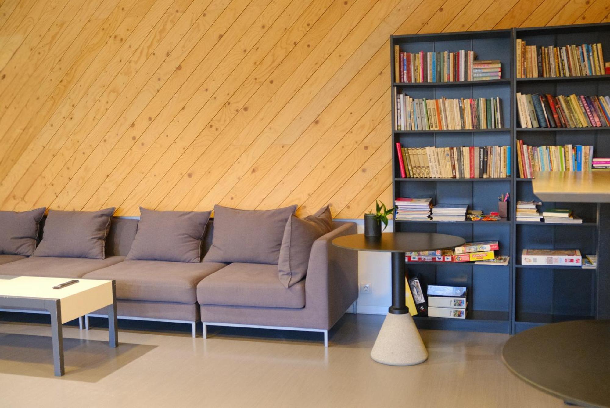 Paernu Rannastaadioni Hostel Екстериор снимка